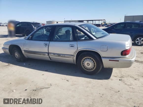 ✅ 1995 Buick Regal Custom • VIN: 2G4WB52LXS1456065 • Lot: 47444325. Wystawiony na Copart z przebiegiem 169 679 mil. Bezpłatny archiwum sprzedaży aukcyjnych z USA i szczegółowy raport historii pojazdu na DreamBid. Zdjęcie 2.