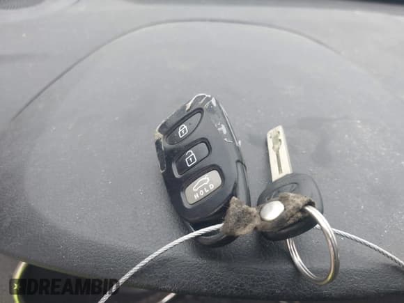 ✅ 2013 Hyundai Sonata GLS • VIN: 5NPEB4AC1DH709321 • Лот: 43574036. Опубликован ранее на IAAI с пробегом 133 170 миль. Бесплатный доступ к архиву аукционных продаж из США и подробный отчёт об истории автомобиля на DreamBid. Изображение 11.