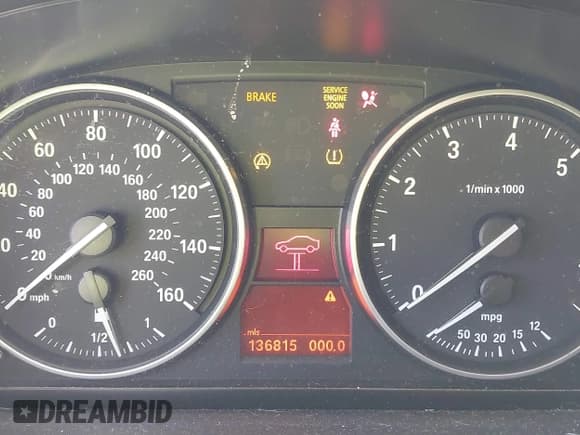 ✅ 2010 BMW 3 Series 328i xDrive • VIN: WBAPK5C50AA810542 • Lot: 42932399. Listed on IAAI with 136,815 mi. Free auction sales archive from the USA and detailed vehicle history report at DreamBid. Image 7.