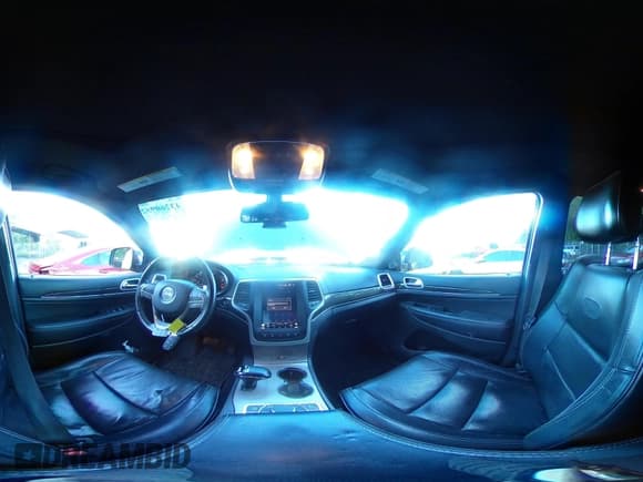 ✅ 2014 Jeep Grand Cherokee Overland • VIN: 1C4RJFCGXEC269676 • Lot: 43260952. Listed on IAAI with 248,175 mi. Free auction sales archive from the USA and detailed vehicle history report at DreamBid. Image 18.