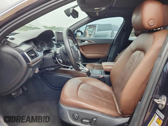 ✅ 2013 Audi A6 Premium Plus • VIN: WAUGFAFC3DN126556 • Lot: 84995915. Wystawiony na Copart z przebiegiem 126 822 mil. Bezpłatny archiwum sprzedaży aukcyjnych z USA i szczegółowy raport historii pojazdu na DreamBid. Zdjęcie 7.