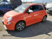 ✅ 2017 FIAT 500e • VIN: 3C3CFFGE7HT544532 • Lot: 70640495. Listed on Copart with 111,403 mi. Free auction sales archive from the USA and detailed vehicle history report at DreamBid. Image 1.