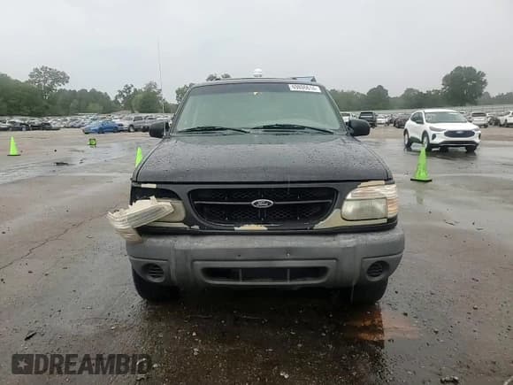 ✅ 2000 Ford Explorer XLS • VIN: 1FMZU62XXYZB33375 • Lot: 69896614. Wystawiony na Copart z przebiegiem 281 805 mil. Bezpłatny archiwum sprzedaży aukcyjnych z USA i szczegółowy raport historii pojazdu na DreamBid. Zdjęcie 10.