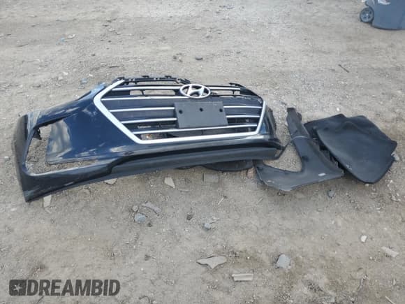 ✅ 2017 Hyundai Elantra SE • VIN: KMHD74LF0HU164451 • Lot: 82663675. Listed on Copart with 108,308 mi. Free auction sales archive from the USA and detailed vehicle history report at DreamBid. Image 12.