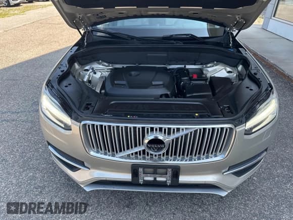 ✅ 2016 Volvo XC90 T6 Inscription • VIN: YV4A22PLXG1000681 • Лот: 42738468. Опубликован ранее на IAAI с пробегом 149 534 миль. Бесплатный доступ к архиву аукционных продаж из США и подробный отчёт об истории автомобиля на DreamBid. Изображение 10.