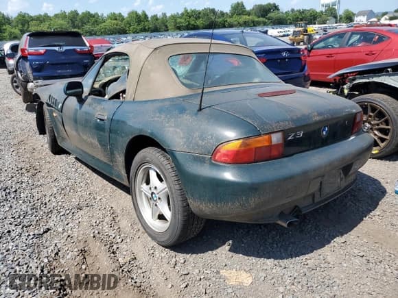 ✅ 1997 BMW 3 Series Z3 1.9 • VIN: 4USCH7329VLB79699 • Лот: 62061285. Опубликован ранее на Copart с пробегом Не указан. Бесплатный доступ к архиву аукционных продаж из США и подробный отчёт об истории автомобиля на DreamBid. Изображение 2.