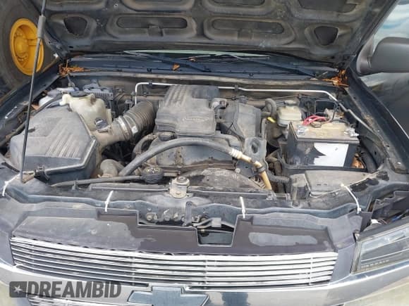 ✅ 2005 Chevrolet Colorado LS Z85 • VIN: 1GCCS148658219924 • Lot: 42581305. Listed on IAAI with 254,494 mi. Free auction sales archive from the USA and detailed vehicle history report at DreamBid. Image 10.