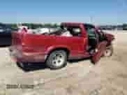 2000 Chevrolet S-10 LS z VIN 1GCCS1455YK287208, wystawiony jako Copart lot #68214474 z przebiegiem Nie podano mil oraz Nie do naprawy • Non repairable. Historia ofert i sprzedaży dostępna na DreamBid. Obrazek 3.