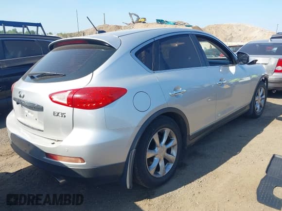 ✅ 2008 Infiniti EX Journey • VIN: JNKAJ09F88M353761 • Lot: 42544836. Wystawiony na IAAI z przebiegiem 152 085 mil. Bezpłatny archiwum sprzedaży aukcyjnych z USA i szczegółowy raport historii pojazdu na DreamBid. Zdjęcie 4.