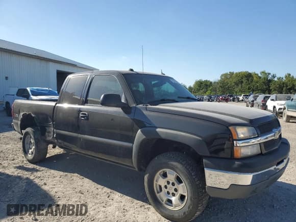 ✅ 2005 Chevrolet Silverado 1500 Z71 • VIN: 1GCEK19ZX5Z260397 • Лот: 72675894. Опубликован ранее на Copart с пробегом 150 443 миль. Бесплатный доступ к архиву аукционных продаж из США и подробный отчёт об истории автомобиля на DreamBid. Изображение 4.