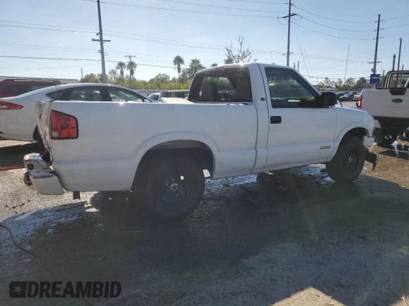 ✅ 2003 Chevrolet S-10 LS • VIN: 1GCCS14H238154549 • Лот: 82398754. Опубликован ранее на Copart с пробегом 154 705 миль. Бесплатный доступ к архиву аукционных продаж из США и подробный отчёт об истории автомобиля на DreamBid. Изображение 3.