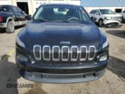 ✅ 2014 Jeep Cherokee Sport • VIN: 1C4PJLAB2EW163766 • Lot: 91304285. Wystawiony na Copart z przebiegiem 219 905 mil. Bezpłatny archiwum sprzedaży aukcyjnych z USA i szczegółowy raport historii pojazdu na DreamBid. Zdjęcie 5.