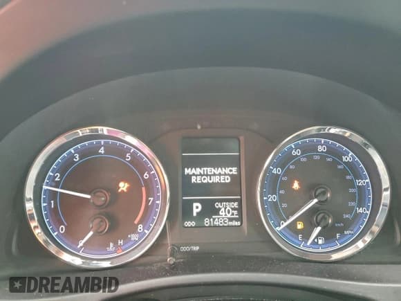 ✅ 2018 Toyota Corolla SE • VIN: 5YFBURHE1JP801769 • Lot: 94480485. Listed on Copart with 81,483 mi. Free auction sales archive from the USA and detailed vehicle history report at DreamBid. Image 9.