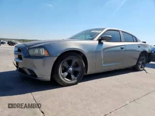 ✅ 2012 Dodge Charger SE • VIN: 2C3CDXBG7CH139549 • Lot: 86451195. Wystawiony na Copart z przebiegiem 235 434 mil. Bezpłatny archiwum sprzedaży aukcyjnych z USA i szczegółowy raport historii pojazdu na DreamBid. Zdjęcie 1.