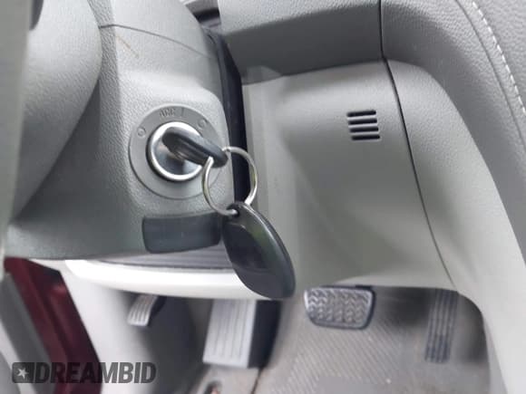 ✅ 2016 GMC Acadia SLE • VIN: 1GKKRPKD2GJ186897 • Lot: 43594593. Listed on IAAI with 117,325 mi. Free auction sales archive from the USA and detailed vehicle history report at DreamBid. Image 11.