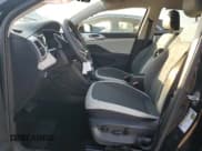 ✅ 2025 Volkswagen Taos SE • VIN: 3VVSC7B22SM044946 • Лот: 92532525. Опубликован ранее на Copart с пробегом 9 639 миль. Бесплатный доступ к архиву аукционных продаж из США и подробный отчёт об истории автомобиля на DreamBid. Изображение 7.