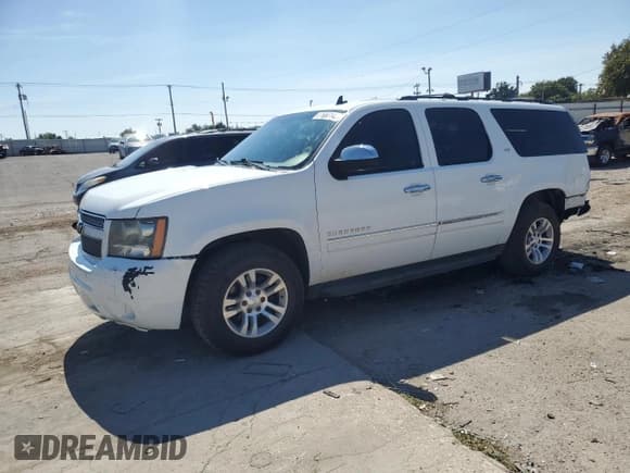✅ 2009 Chevrolet Suburban LTZ • VIN: 1GNFC36J29R300643 • Lot: 81653145. Wystawiony na Copart z przebiegiem 213 084 mil. Bezpłatny archiwum sprzedaży aukcyjnych z USA i szczegółowy raport historii pojazdu na DreamBid. Zdjęcie 1.