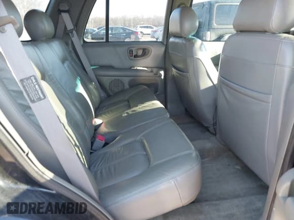 ✅ 2001 Oldsmobile Bravada • VIN: 1GHDT13W312117182 • Lot: 41457726. Wystawiony na IAAI z przebiegiem 160 288 mil. Bezpłatny archiwum sprzedaży aukcyjnych z USA i szczegółowy raport historii pojazdu na DreamBid. Zdjęcie 8.