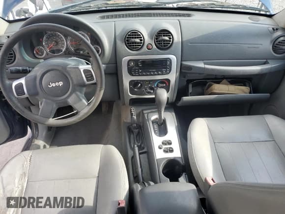 ✅ 2007 Jeep Liberty Limited • VIN: 1J4GL58K67W577660 • Lot: 80521395. Listed on Copart with 210,112 mi. Free auction sales archive from the USA and detailed vehicle history report at DreamBid. Image 8.