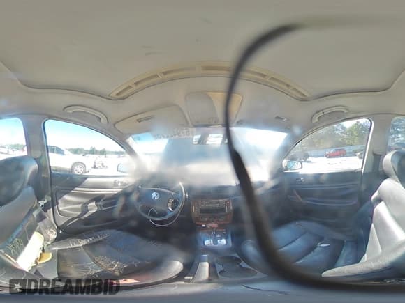 ✅ 2001 Volkswagen Passat GLS • VIN: WVWPH63B01P073031 • Lot: 67942275. Listed on Copart with 241,324 mi. Free auction sales archive from the USA and detailed vehicle history report at DreamBid. Image 14.