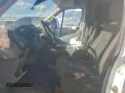 ✅ 2017 Ford Transit • VIN: 1FTBW3XM8HKB19934 • Lot: 96062195. Wystawiony na Copart z przebiegiem 902 053 mil. Bezpłatny archiwum sprzedaży aukcyjnych z USA i szczegółowy raport historii pojazdu na DreamBid. Zdjęcie 7.