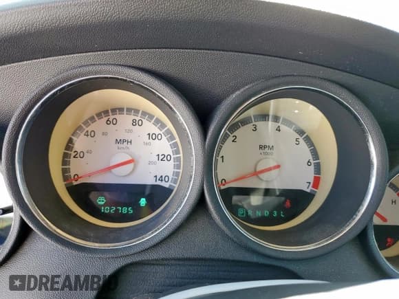 ✅ 2008 Dodge Magnum SXT • VIN: 2D4FV37V78H239053 • Lot: 86074975. Listed on Copart with 102,785 mi. Free auction sales archive from the USA and detailed vehicle history report at DreamBid. Image 9.