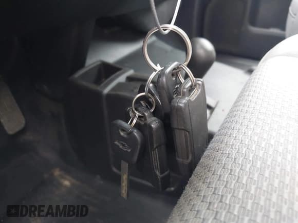 ✅ 2015 Chevrolet Silverado 1500 Work Truck • VIN: 3GCUKPEC7FG417160 • Lot: 43557144. Listed on IAAI with 151,779 mi. Free auction sales archive from the USA and detailed vehicle history report at DreamBid. Image 11.