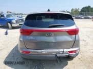 ✅ 2017 Kia Sportage EX • VIN: KNDPNCAC4H7071215 • Lot: 41656608. Wystawiony na IAAI z przebiegiem 136 307 mil. Bezpłatny archiwum sprzedaży aukcyjnych z USA i szczegółowy raport historii pojazdu na DreamBid. Zdjęcie 16.