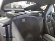 ✅ 2017 Porsche 718 Cayman • VIN: WP0AA2A86HS270870 • Lot: 62981095. Wystawiony na Copart z przebiegiem 59 118 mil. Bezpłatny archiwum sprzedaży aukcyjnych z USA i szczegółowy raport historii pojazdu na DreamBid. Zdjęcie 10.