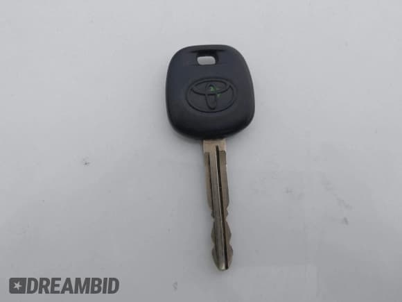 ✅ 2008 Toyota Sienna XLE • VIN: 5TDBK22C08S012356 • Lot: 43589320. Listed on IAAI with 174,532 mi. Free auction sales archive from the USA and detailed vehicle history report at DreamBid. Image 11.