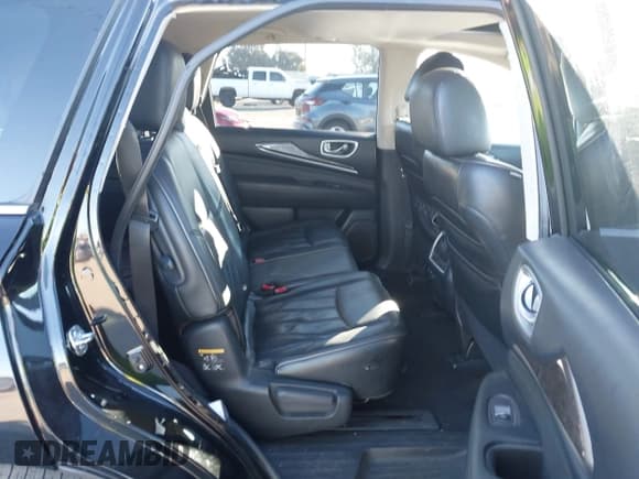 ✅ 2015 Infiniti QX60 • VIN: 5N1AL0MN3FC532038 • Lot: 43736919. Wystawiony na IAAI z przebiegiem 209 340 mil. Bezpłatny archiwum sprzedaży aukcyjnych z USA i szczegółowy raport historii pojazdu na DreamBid. Zdjęcie 8.