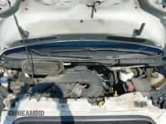 ✅ 2018 Ford Transit • VIN: 1FTYR2ZMXJKA21812 • Lot: 43054561. Wystawiony na IAAI z przebiegiem 219 255 mil. Bezpłatny archiwum sprzedaży aukcyjnych z USA i szczegółowy raport historii pojazdu na DreamBid. Zdjęcie 19.