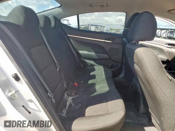 ✅ 2020 Hyundai Elantra SE • VIN: 5NPD74LF6LH501714 • Lot: 82154875. Wystawiony na Copart z przebiegiem 102 455 mil mil. Skorzystaj z bezpłatnego archiwum sprzedaży aukcyjnych z USA i zobacz szczegółowy raport historii pojazdu na DreamBid. Zdjęcie 10.