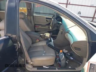 ✅ 1997 Oldsmobile Aurora • VIN: 1G3GR62CXV4123125 • Lot: 42636746. Wystawiony na IAAI z przebiegiem 146 062 mil. Bezpłatny archiwum sprzedaży aukcyjnych z USA i szczegółowy raport historii pojazdu na DreamBid. Zdjęcie 5.