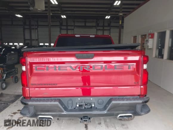 ✅ 2021 Chevrolet Silverado 1500 LT Trail Boss • VIN: 3GCPYFEL4MG430175 • Lot: 41932628. Wystawiony na IAAI z przebiegiem 64 654 mil. Bezpłatny archiwum sprzedaży aukcyjnych z USA i szczegółowy raport historii pojazdu na DreamBid. Zdjęcie 16.