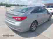 2015 Hyundai Sonata Sport с VIN 5NPE34AF0FH086977, выставлен на аукционе IAAI как лот 43244746 с пробегом 100 210 миль миль и . История ставок и продаж доступна на DreamBid. Изображение 4.