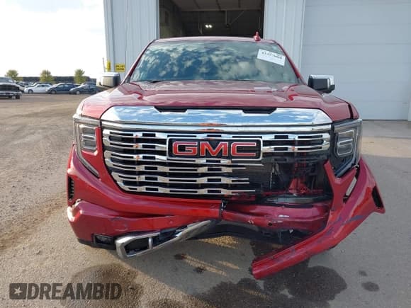 ✅ 2023 GMC Sierra 1500 Denali • VIN: 1GTUUGEL5PZ294566 • Lot: 43357080. Listed on IAAI with 10,209 mi. Free auction sales archive from the USA and detailed vehicle history report at DreamBid. Image 13.