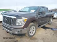 ✅ 2017 Nissan Titan Pro-4X • VIN: 1N6BA1F41HN511279 • Lot: 41444821. Wystawiony na IAAI z przebiegiem 60 462 mil. Bezpłatny archiwum sprzedaży aukcyjnych z USA i szczegółowy raport historii pojazdu na DreamBid. Zdjęcie 17.