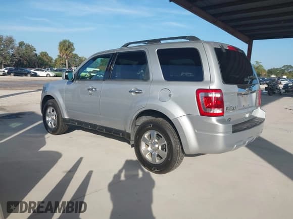 ✅ 2012 Ford Escape Limited • VIN: 1FMCU0EG4CKA92032 • Lot: 43923033. Wystawiony na IAAI z przebiegiem 167 429 mil. Bezpłatny archiwum sprzedaży aukcyjnych z USA i szczegółowy raport historii pojazdu na DreamBid. Zdjęcie 3.