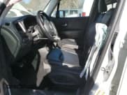 ✅ 2015 Jeep Renegade Limited • VIN: ZACCJBDT5FPB41014 • Лот: 91581955. Опубликован ранее на Copart с пробегом 234 977 миль. Бесплатный доступ к архиву аукционных продаж из США и подробный отчёт об истории автомобиля на DreamBid. Изображение 7.