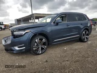 ✅ 2025 Volvo XC90 Ultimate Bright Theme • VIN: YV4062PFXS1319551 • Lot: 81150335. Listed on Copart with 5,407 mi. Free auction sales archive from the USA and detailed vehicle history report at DreamBid. Image 1.