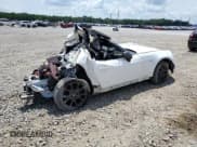 ✅ 2017 FIAT 124 Spider Lusso • VIN: JC1NFAEK2H0118435 • Lot: 64105025. Wystawiony na Copart z przebiegiem Nie podano. Bezpłatny archiwum sprzedaży aukcyjnych z USA i szczegółowy raport historii pojazdu na DreamBid. Zdjęcie 3.