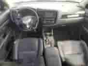2016 Mitsubishi Outlander SE с VIN JA4AD3A35GZ025589, выставлен на аукционе Copart как лот 71300035 с пробегом 125 205 миль миль и Списание • Salvage title. История ставок и продаж доступна на DreamBid. Изображение 8.