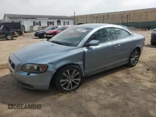 ✅ 2006 Volvo C70 • VIN: YV1MC68256J005029 • Lot: 52888415. Wystawiony na Copart z przebiegiem 82 909 mil. Bezpłatny archiwum sprzedaży aukcyjnych z USA i szczegółowy raport historii pojazdu na DreamBid. Zdjęcie 1.