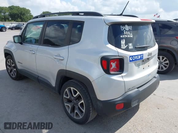 ✅ 2017 Jeep Renegade Latitude • VIN: ZACCJABB6HPG33008 • Lot: 42541485. Wystawiony na IAAI z przebiegiem 84 469 mil. Bezpłatny archiwum sprzedaży aukcyjnych z USA i szczegółowy raport historii pojazdu na DreamBid. Zdjęcie 3.
