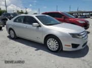 ✅ 2010 Ford Fusion Hybrid • VIN: 3FADP0L39AR182968 • Lot: 66120535. Wystawiony na Copart z przebiegiem 105 952 mil. Bezpłatny archiwum sprzedaży aukcyjnych z USA i szczegółowy raport historii pojazdu na DreamBid. Zdjęcie 4.