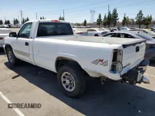 ✅ 2006 Chevrolet Silverado 1500 Work Truck • VIN: 3GCEK14Z16G198106 • Lot: 68331134. Wystawiony na Copart z przebiegiem 197 064 mil mil. Skorzystaj z bezpłatnego archiwum sprzedaży aukcyjnych z USA i zobacz szczegółowy raport historii pojazdu na DreamBid. Zdjęcie 2.
