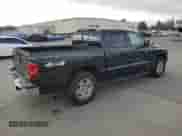 2006 Dodge Dakota SLT z VIN 1D7HW48N56S678965, wystawiony jako Copart lot #70227054 z przebiegiem 159 890 mil mil oraz Szkoda całkowita • Salvage title. Historia ofert i sprzedaży dostępna na DreamBid. Obrazek 3.