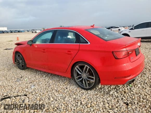 ✅ 2015 Audi S3 Premium Plus • VIN: WAUBFGFF1F1087726 • Lot: 62791435. Wystawiony na Copart z przebiegiem 83 436 mil. Bezpłatny archiwum sprzedaży aukcyjnych z USA i szczegółowy raport historii pojazdu na DreamBid. Zdjęcie 2.