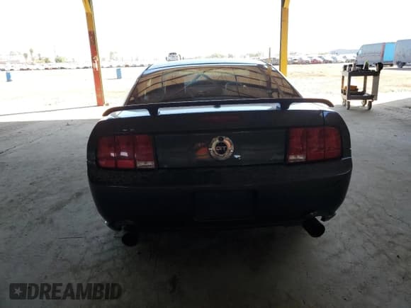 ✅ 2009 Ford Mustang GT • VIN: 1ZVHT82H995140136 • Лот: 90090435. Опубликован ранее на Copart с пробегом 90 411 миль. Бесплатный доступ к архиву аукционных продаж из США и подробный отчёт об истории автомобиля на DreamBid. Изображение 6.